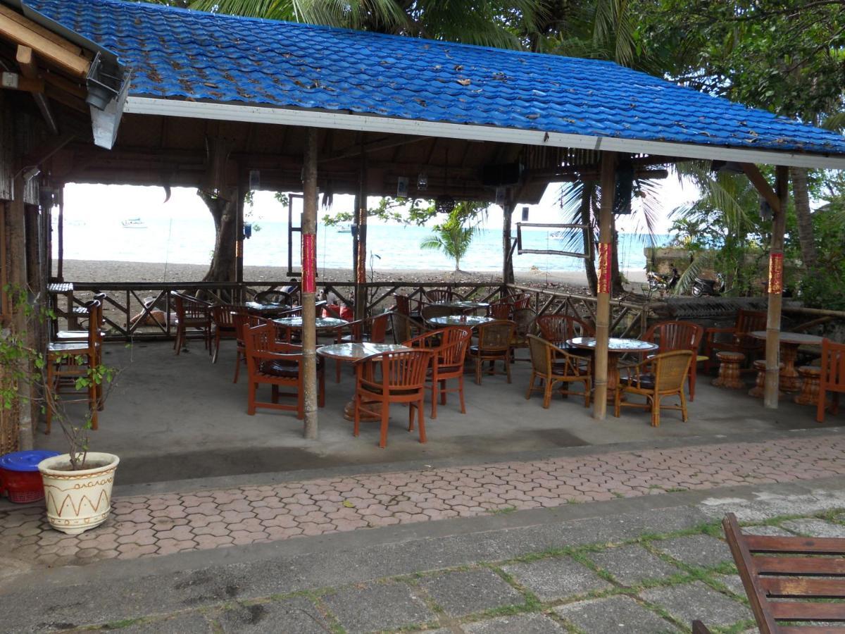 Bali Lovina Beach Cottages Buleleng  Restaurant photo